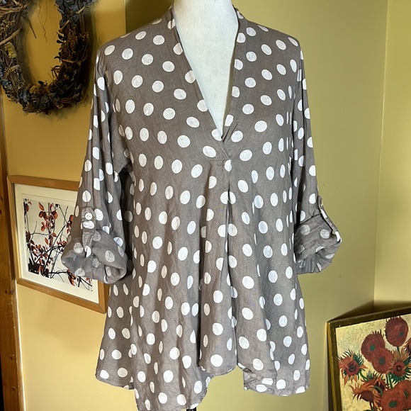 ITALY 100% Linen Trapeeze Blouse Polka Dots Gray & White - Picture 9 of 13